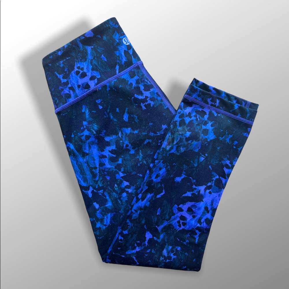 Lululemon Wunder Under *Full-On LuonFloral Sport Backdrop Iris Flower.